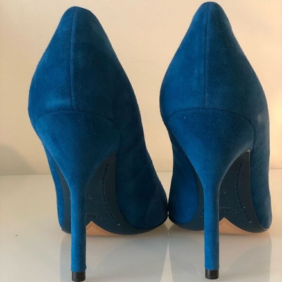 Yves Saint Laurent Heels  - Picture 8 of 8